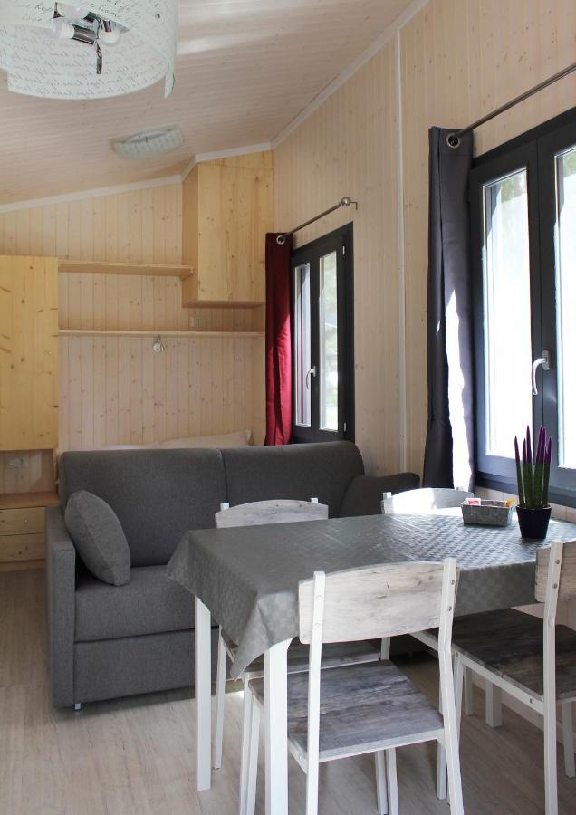 Camping La Pineta サンタ・マリア・マッジョーレ エクステリア 写真